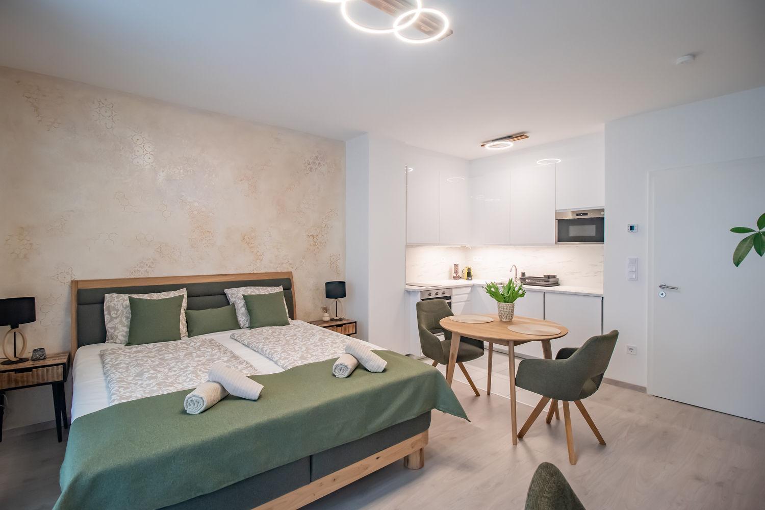 Japandi Apartment, Free Parking Apartment *